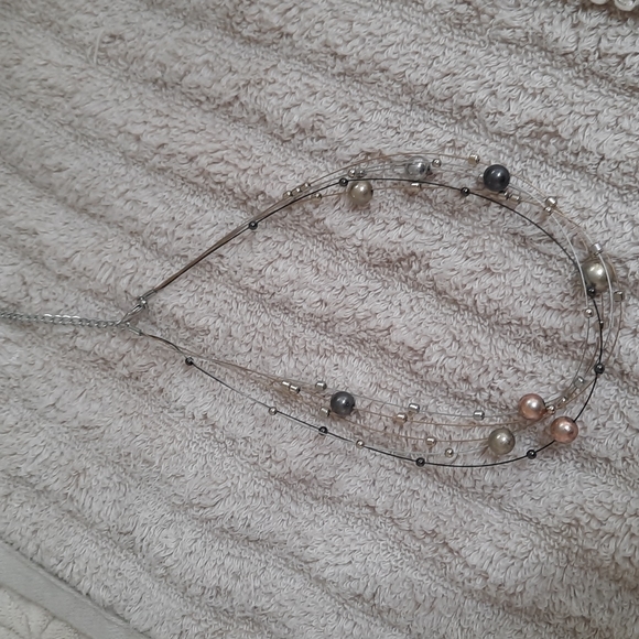 4 chokers,  16in adjustable lengths. Multicolors - Picture 5 of 5